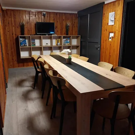 Matrai5vendeghaz Apartament
