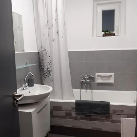 Apartment Matrai5vendeghaz *